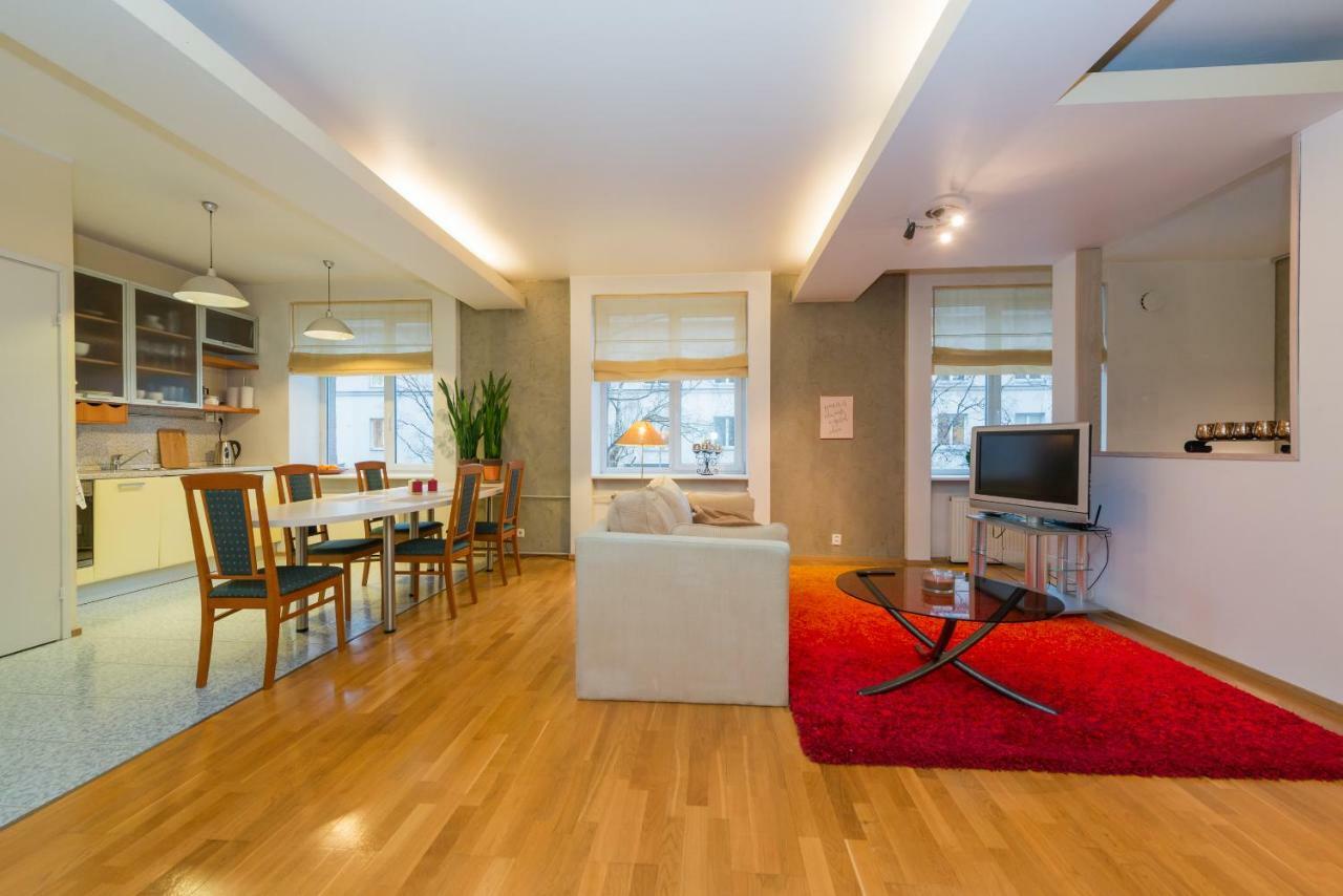 Large Studio Downtown Tallinn Ngoại thất bức ảnh