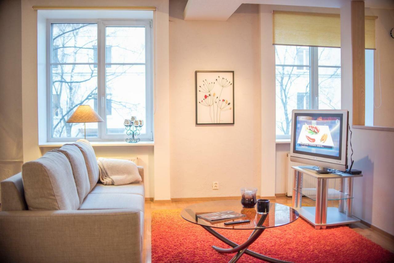 Large Studio Downtown Tallinn Ngoại thất bức ảnh